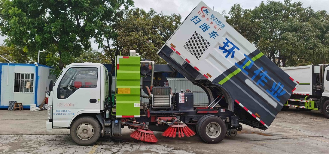 ISUZU road sweeper truck lifting body 
