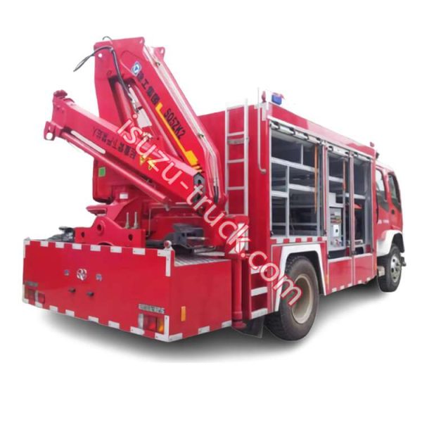 ISUZU fire truck with crane shows on www.isuzu-truck.com