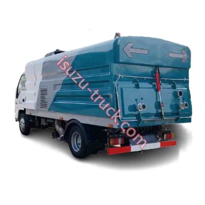 clean road vacuum road truck shows on www.isuzu-truck.com