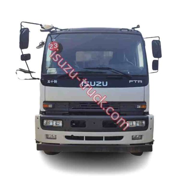 ISUZU refuse compactor truck cabin shows on www.isuzu-truck.com