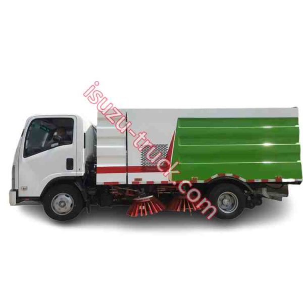 white and green color full function ISUZU dry and wet vacuum sweeper shows on www.isuzu-truck.com