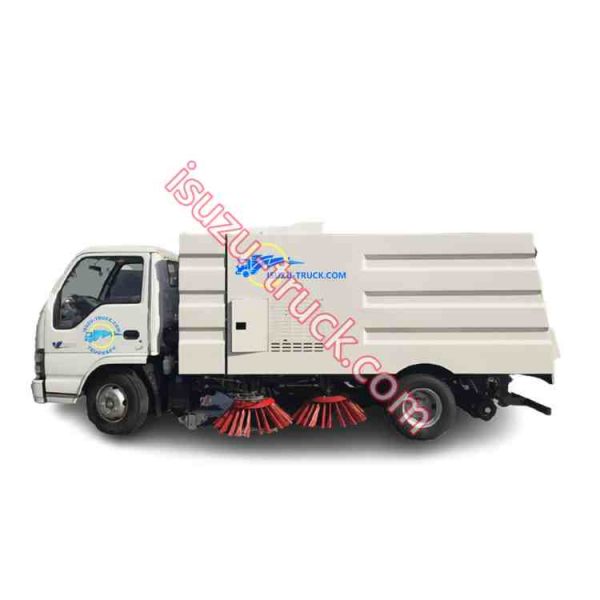 ISUZU road vacuum sweeper exported to chile shows on isuzu-truck.com