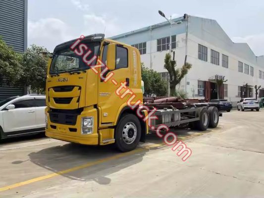 ISUZU hook lift garabage truck